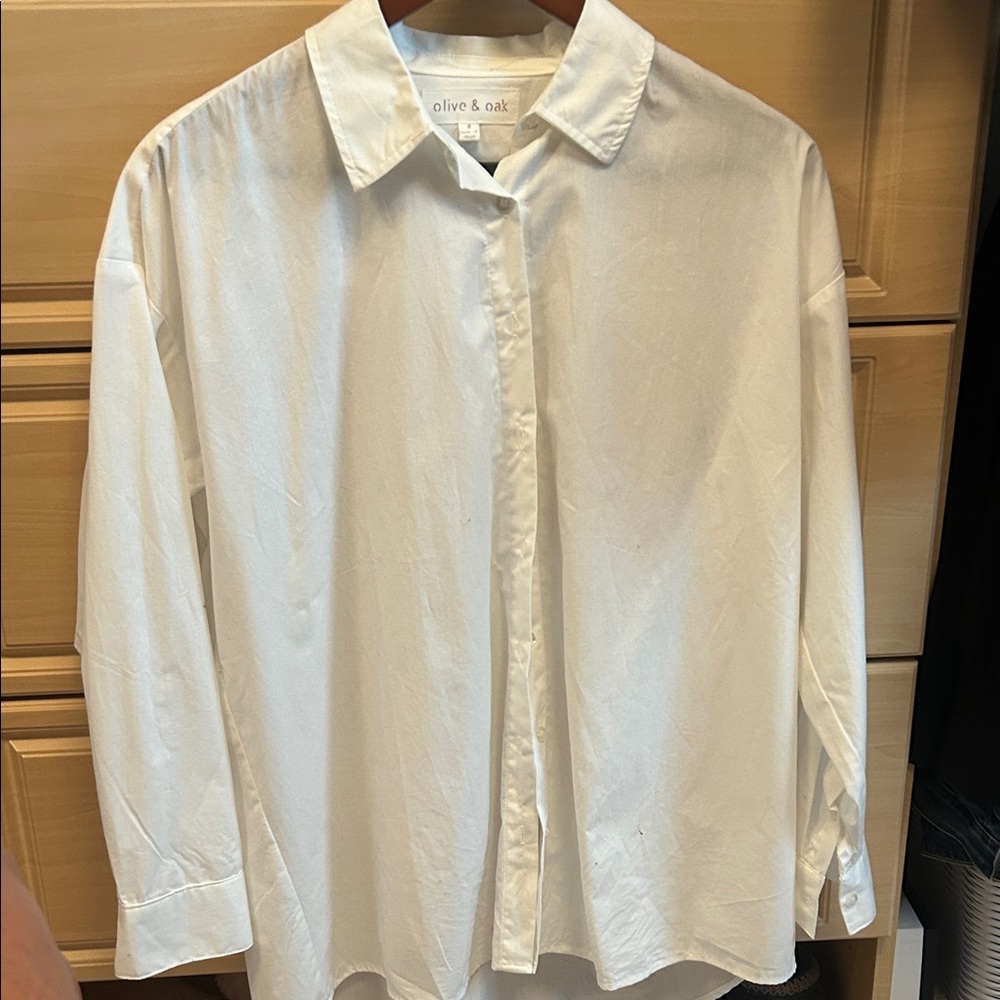 Olive & Oak White Relaxed Button-Up Shirt
